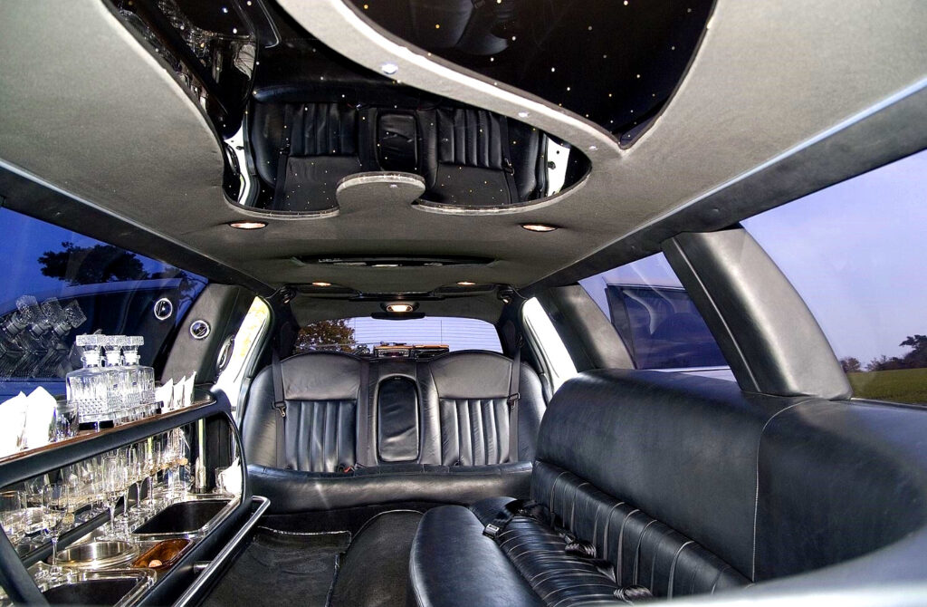 Bryllupskørsel i limousine